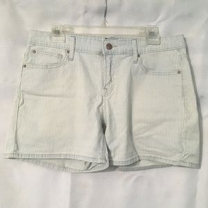 Women’s Size 12 GAP Pin Stripped Shorts